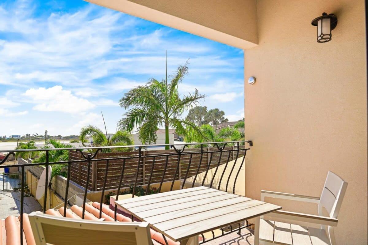 Wonder Apartment In Gold Coast With Private Pool Palm Beach Eksteriør billede